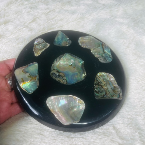 Vintage Plympton’s Genuine Abalone Shell Resin Hotplate Trivet - Picture 5 of 5